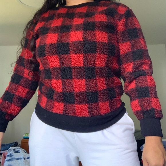 Gap Kids Boys Red Buffalo Plaid Sherpa Crewneck Sweatshirt - Picture 3 of 3